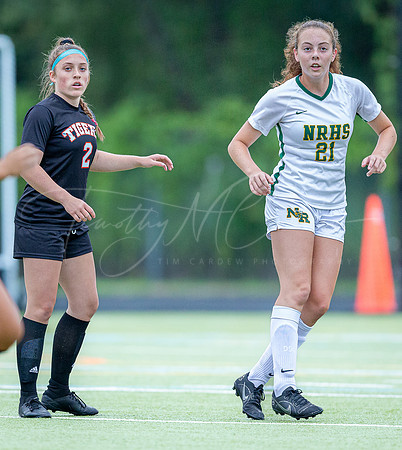 Ipswich vs North Reading Girls Varsity Soccer 2022_2022-09-20_05-09-29_AB5W6061_@TimCardew_2022