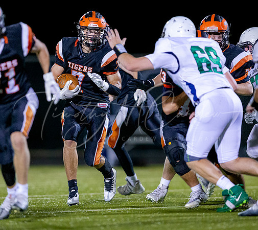 Ipswich vs Lowell Catholic Varsity Football Game 2022_2022-09-16_07-22-30_AB5W5449_@TimCardew_2022