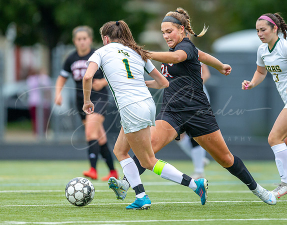 Ipswich vs North Reading Girls Varsity Soccer 2022_2022-09-20_04-56-24_AB5W5942_@TimCardew_2022