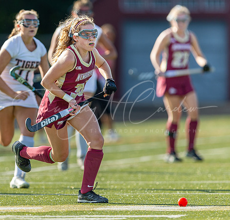 Ipswich vs Newburyport Varsity Field Hockey Game 2022_AB5W4019