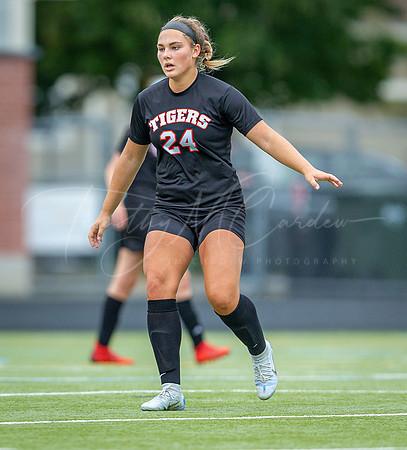 Ipswich vs North Reading Girls Varsity Soccer 2022_2022-09-20_04-54-51_AB5W5908_@TimCardew_2022