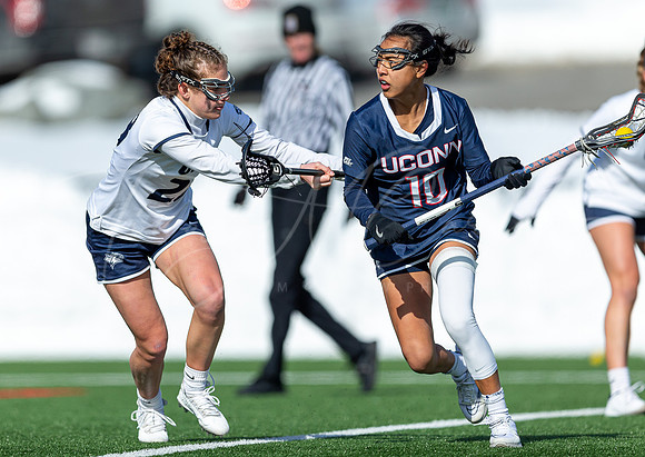 University of New Hampshire vs #25 University of Connecticut Women’s Lacrosse Game 2022_2022-02-27_02-44-13_AB5W4382_@TimCardew_2022
