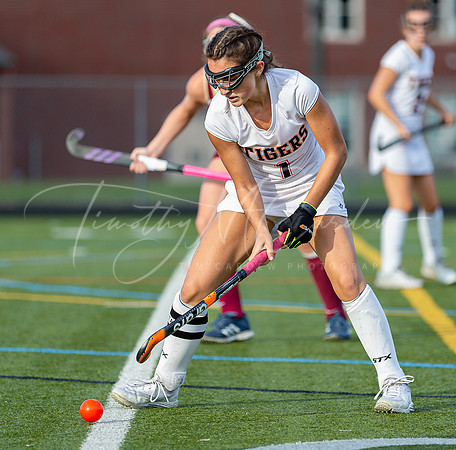 Ipswich vs Newburyport Varsity Field Hockey Game 2022_DT7T1097