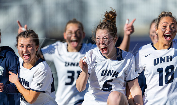 University of New Hampshire vs Bryant University Women’s Lacrosse Game 2022_2022-03-16_04-23-02_AB5W2824_@TimCardew_2022