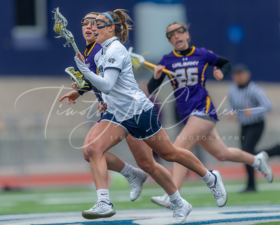 University of New Hampshire vs UAlbany Women’s Lacrosse Game 2022_2022-04-06_02-17-50_AB5W5691_@TimCardew_2022