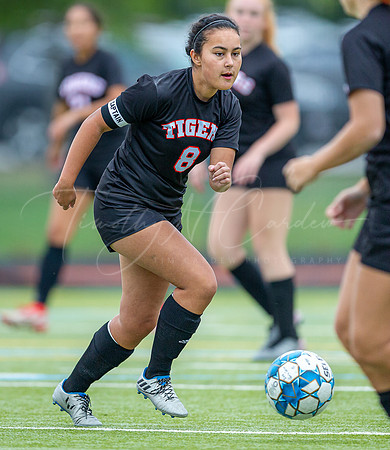 Ipswich vs North Reading Girls Varsity Soccer 2022_2022-09-20_04-39-42_AB5W5801_@TimCardew_2022