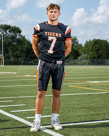 Ipswich Varsity Football Preseason Fall 2022_2022-08-29_02-51-46_IM1D0707_@TimCardew_2022