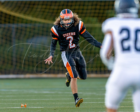 Ipswich vs Lynnfield Varsity Football Game 2022_2022-09-23_06-36-32_AB5W6468_@TimCardew_2022