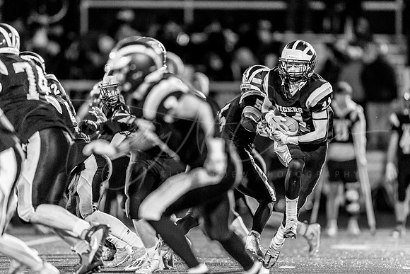 Ipswich vs Lynnfield Varsity Football Game 2022_2022-09-23_06-55-47_AB5W6587_@TimCardew_2022