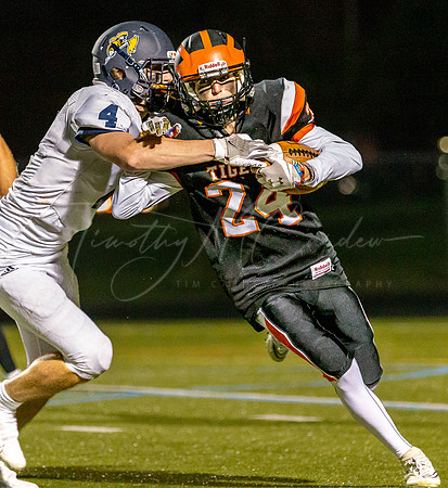 Ipswich vs Lynnfield Varsity Football Game 2022_2022-09-23_07-47-40_DT7T2489_@TimCardew_2022