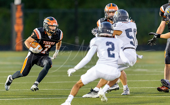 Ipswich vs Lynnfield Varsity Football Game 2022_2022-09-23_06-45-36_AB5W6561_@TimCardew_2022