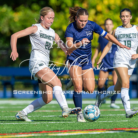 Hamilton-Wenham vs Manchester-Essex Girls Soccer 2025_2025-09-27_10-08-21_DT7T7935_@TimCardew_2025