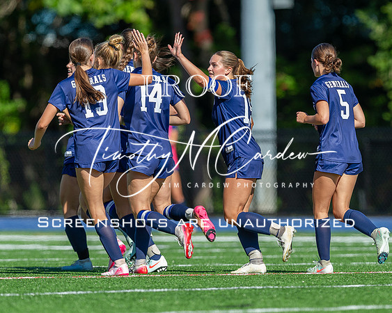 Hamilton-Wenham vs Manchester-Essex Girls Soccer 2025_2025-09-27_10-10-46_DT7T7995_@TimCardew_2025