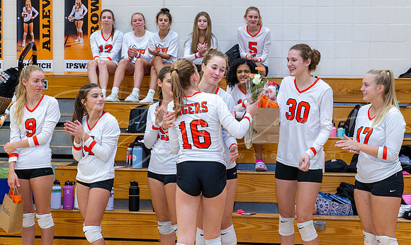 Ipswich vs Beverly Girls HS Volleyball Game 2022_2022-10-17_05-21-28_IM1D2084_@TimCardew_2022