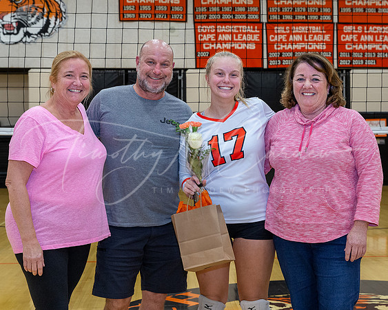 Ipswich vs Beverly Girls HS Volleyball Game 2022_2022-10-17_05-22-24_IM1D2092_@TimCardew_2022