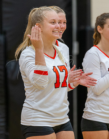 Ipswich vs Beverly Girls HS Volleyball Game 2022_2022-10-17_05-24-57_DT7T7287_@TimCardew_2022
