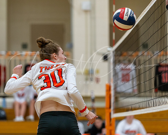 Ipswich vs Beverly Girls HS Volleyball Game 2022_2022-10-17_05-58-25_DT7T7454_@TimCardew_2022
