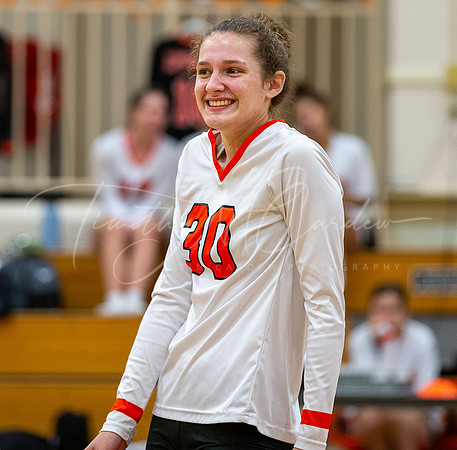 Ipswich vs Beverly Girls HS Volleyball Game 2022_2022-10-17_05-58-27_DT7T7459_@TimCardew_2022
