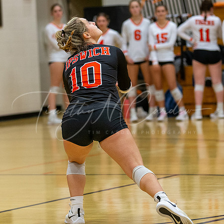 Ipswich vs Beverly Girls HS Volleyball Game 2022_2022-10-17_06-04-07_DT7T7569_@TimCardew_2022
