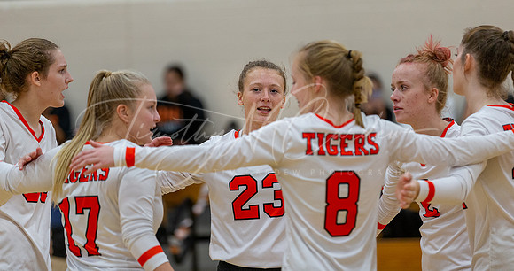 Ipswich vs Beverly Girls HS Volleyball Game 2022_2022-10-17_06-05-12_DT7T7595_@TimCardew_2022