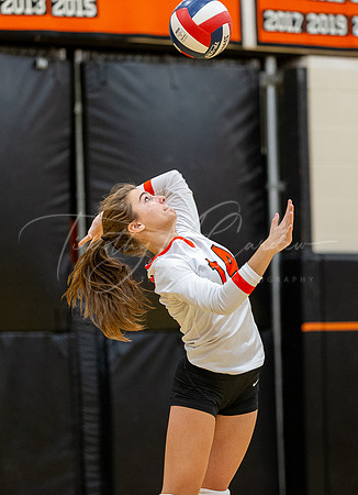 Ipswich vs Beverly Girls HS Volleyball Game 2022_2022-10-17_06-05-54_DT7T7607_@TimCardew_2022