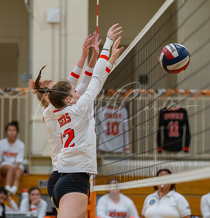 Ipswich vs Beverly Girls HS Volleyball Game 2022_2022-10-17_06-05-59_DT7T7613_@TimCardew_2022