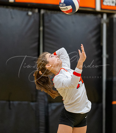 Ipswich vs Beverly Girls HS Volleyball Game 2022_2022-10-17_06-06-14_DT7T7618_@TimCardew_2022