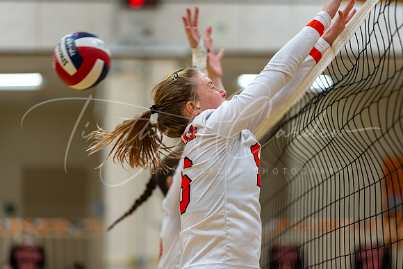 Ipswich vs Beverly Girls HS Volleyball Game 2022_2022-10-17_06-10-54_DT7T7702_@TimCardew_2022