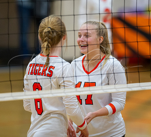 Ipswich vs Beverly Girls HS Volleyball Game 2022_2022-10-17_06-27-23_AB5W1880_@TimCardew_2022