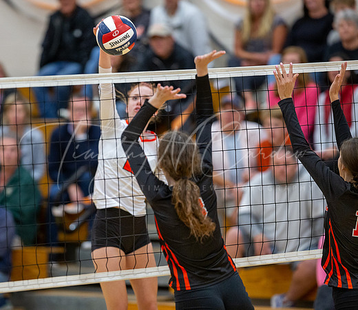 Ipswich vs Beverly Girls HS Volleyball Game 2022_2022-10-17_06-27-52_AB5W1884_@TimCardew_2022