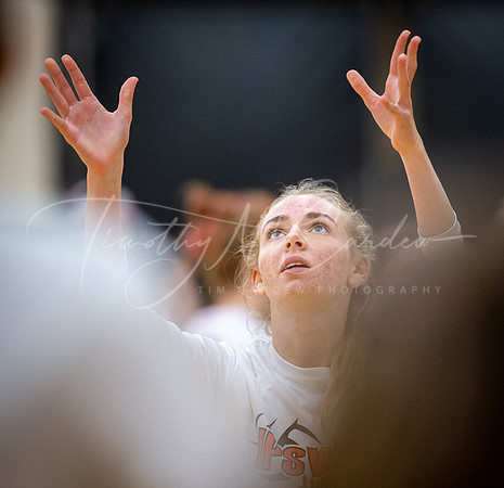 Ipswich vs Beverly Girls HS Volleyball Game 2022_2022-10-17_05-02-35_AB5W1630_@TimCardew_2022