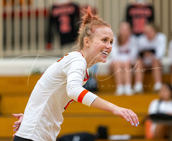 Ipswich vs Beverly Girls HS Volleyball Game 2022_2022-10-17_05-53-26_DT7T7372_@TimCardew_2022