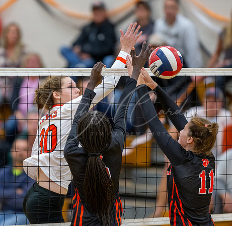 Ipswich vs Beverly Girls HS Volleyball Game 2022_2022-10-17_06-22-07_AB5W1837_@TimCardew_2022