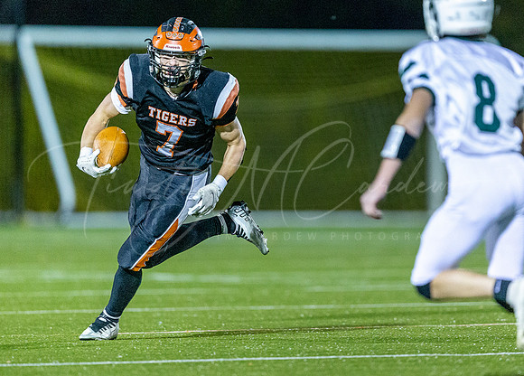 Ipswich vs Pentucket Varsity Football Game 2022_2022-10-21_06-33-18_DT7T8407_@TimCardew_2022