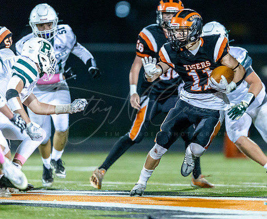 Ipswich vs Pentucket Varsity Football Game 2022_2022-10-21_07-45-12_DT7T9123_@TimCardew_2022