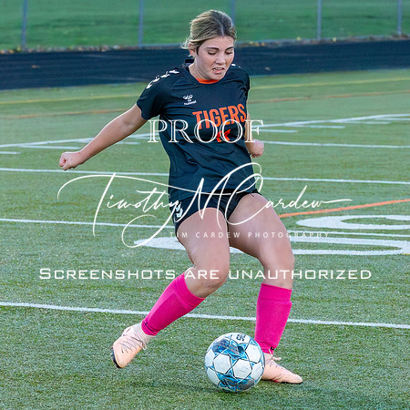 Ipswich vs Amesbury Girls Soccer 2025_2025-10-23_05-30-49_AB5W2506_@TimCardew_2025