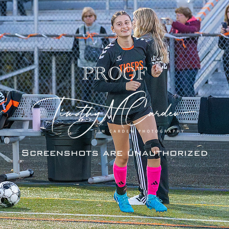 Ipswich vs Amesbury Girls Soccer 2025_2025-10-23_05-47-55_AB5W2538_@TimCardew_2025