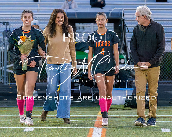 Ipswich vs Amesbury Girls Soccer 2025_2025-10-23_05-51-00_AB5W2582_@TimCardew_2025