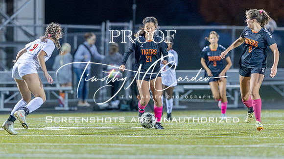 Ipswich vs Amesbury Girls Soccer 2025_2025-10-23_06-11-40_1K7A9703_@TimCardew_2025