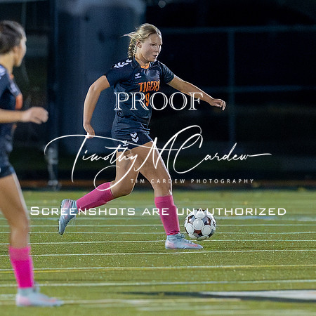 Ipswich vs Amesbury Girls Soccer 2025_2025-10-23_06-18-00_1K7A9790_@TimCardew_2025