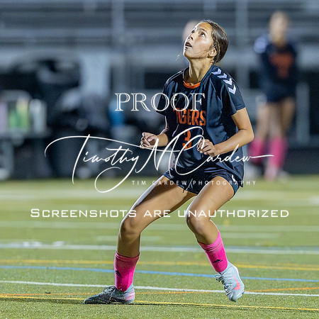 Ipswich vs Amesbury Girls Soccer 2025_2025-10-23_07-15-21_1K7A0647_@TimCardew_2025
