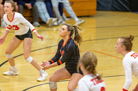 Ipswich vs Advanced Math & Science Girls HS Volleyball Game 2022 D4 Round of 16_2022-11-08_06-43-38_AB5W3961_@TimCardew_2022