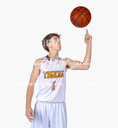 Ipswich HS Boys Basketball 2026 Media Day_2025-12-07_01-04-09_1K7A8355_@TimCardew_2025-Edit