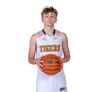 Ipswich HS Boys Basketball 2026 Media Day_2025-12-07_12-59-27_1K7A8322_@TimCardew_2025-Edit
