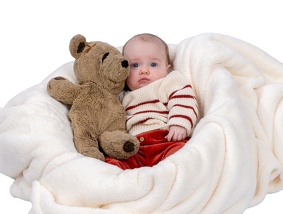 Willow 3-Months Portraits Jan 2026_2026-01-10_05-48-16_1K7A1273_@TimCardew_2026-Edit
