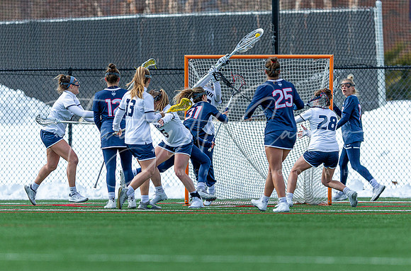 University of New Hampshire vs #25 University of Connecticut Women’s Lacrosse Game 2022_2022-02-27_02-25-54_AB5W3998_@TimCardew_2022