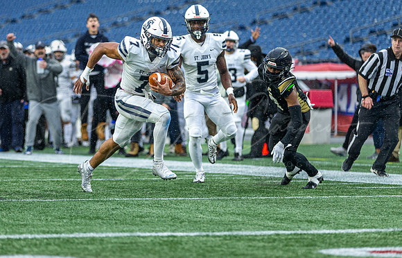 St. John’s Prep Football vs Springfield Central MA D1 Super Bowl 2022_2022-12-03_01-16-11_AB5W7667_@TimCardew_2022