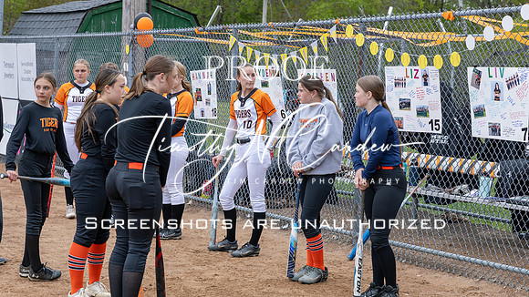 Ipswich vs Hamilton-Wenham Girls HS Varsity Softball Game 2026_2026-05-13_05-39-02_311A6976_@TimCardew_2026