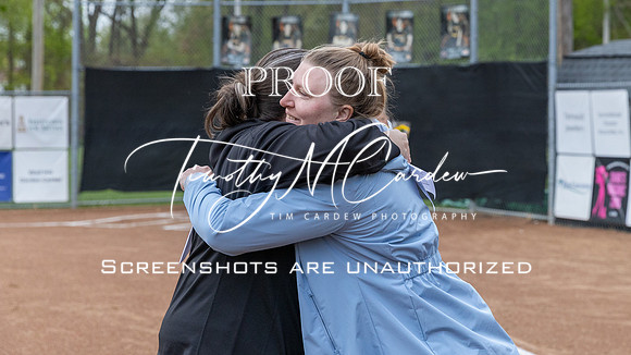 Ipswich vs Hamilton-Wenham Girls HS Varsity Softball Game 2026_2026-05-13_05-41-49_311A6989_@TimCardew_2026