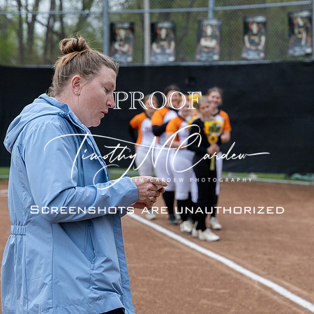Ipswich vs Hamilton-Wenham Girls HS Varsity Softball Game 2026_2026-05-13_05-42-07_311A6990_@TimCardew_2026